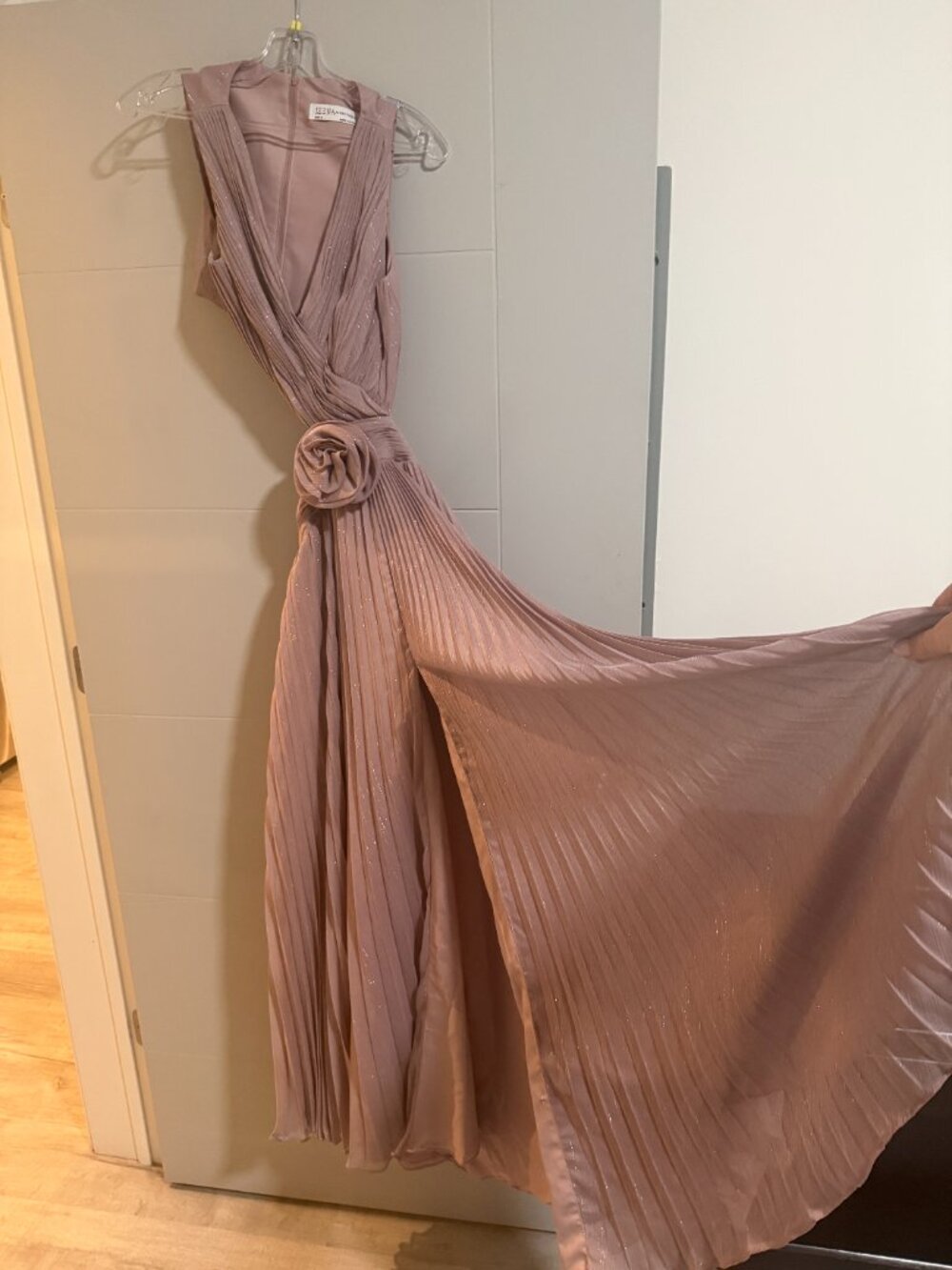 PURPLE/LILAC WEDDING GUEST DRESS/GOWN (FROM MAC DUGGAL)